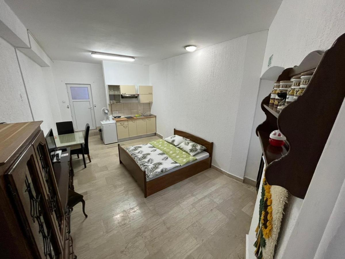 Old Town Apartment Medulin Exterior photo